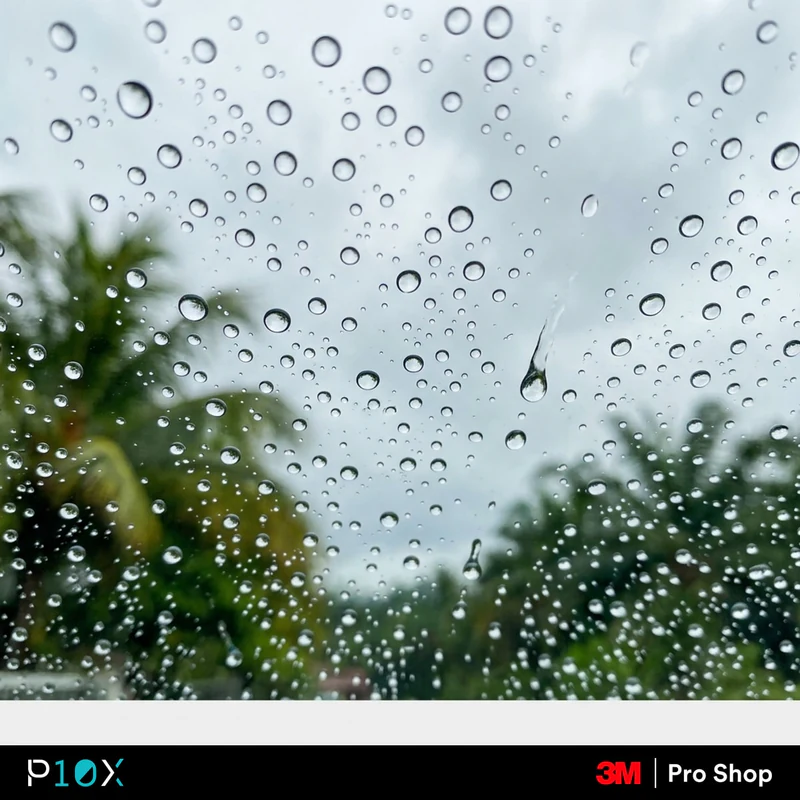 Windscreen blurry causes Malaysia water beads rolling off a hydrophobic 3M Glass Coat surface