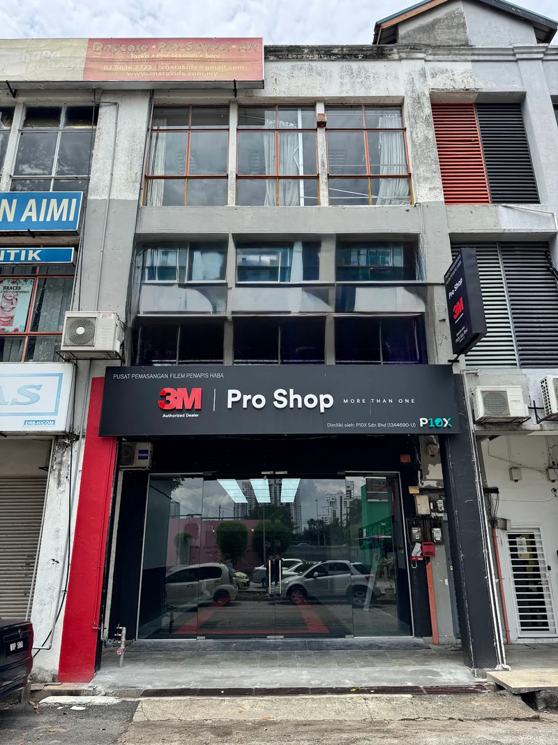 The 3M Pro Shop outlet at Sunway seen from outside, one of the Klang Valley branches where owners bring cars in for film work